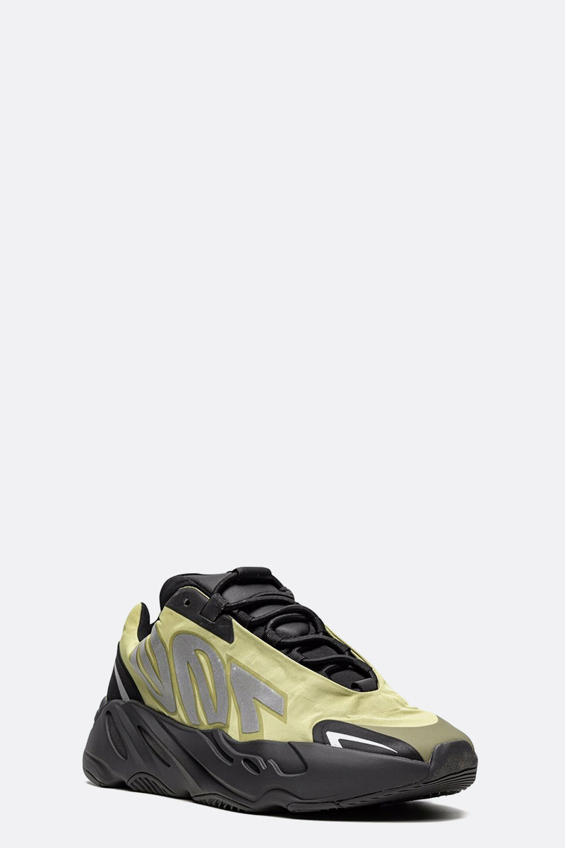 Yeezy 700 MNVN "Resin"