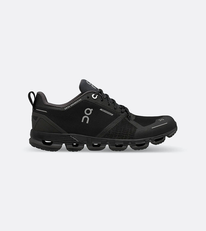 On cloudflyer waterproof black/lunar